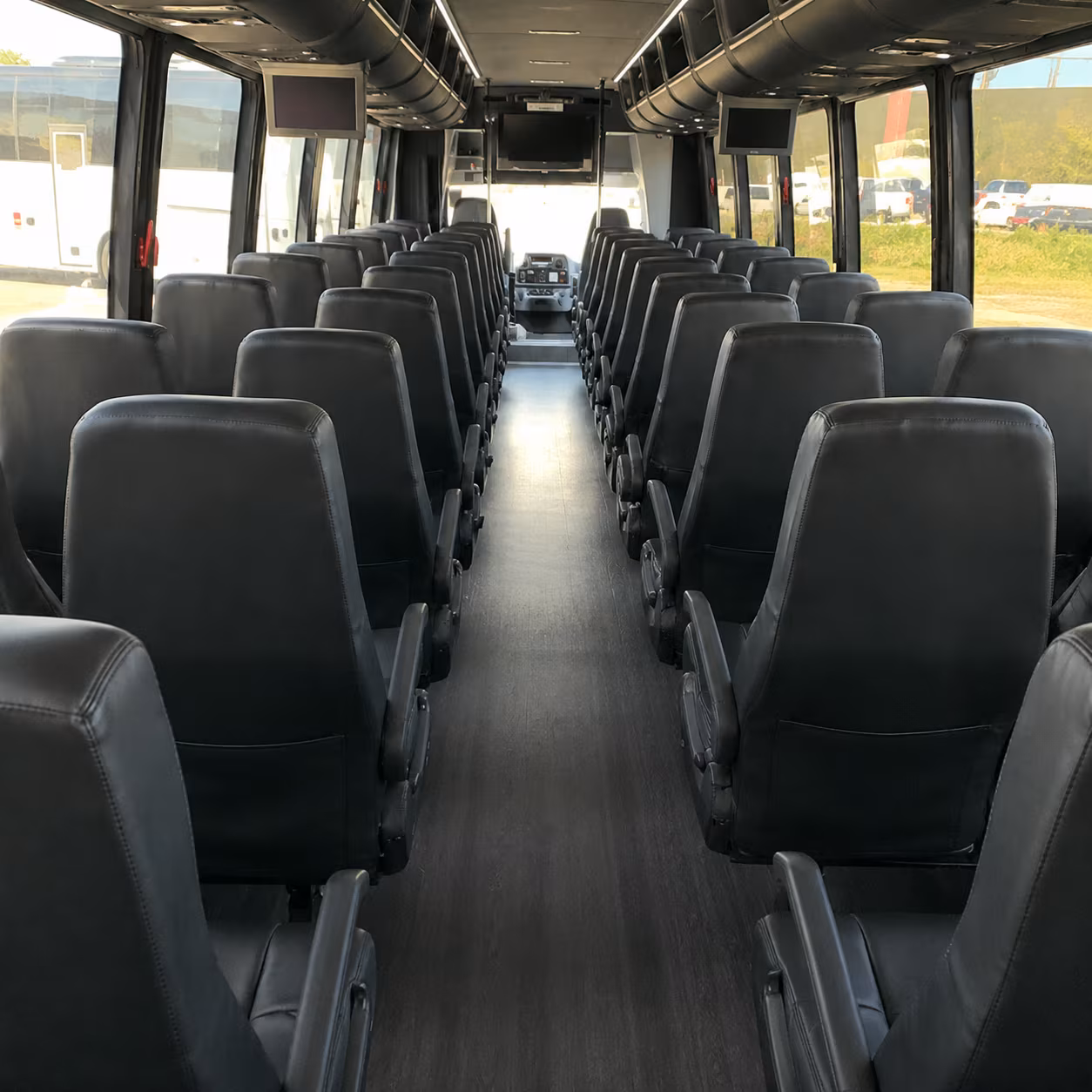 evansville airport shuttle bus rentals for private groups