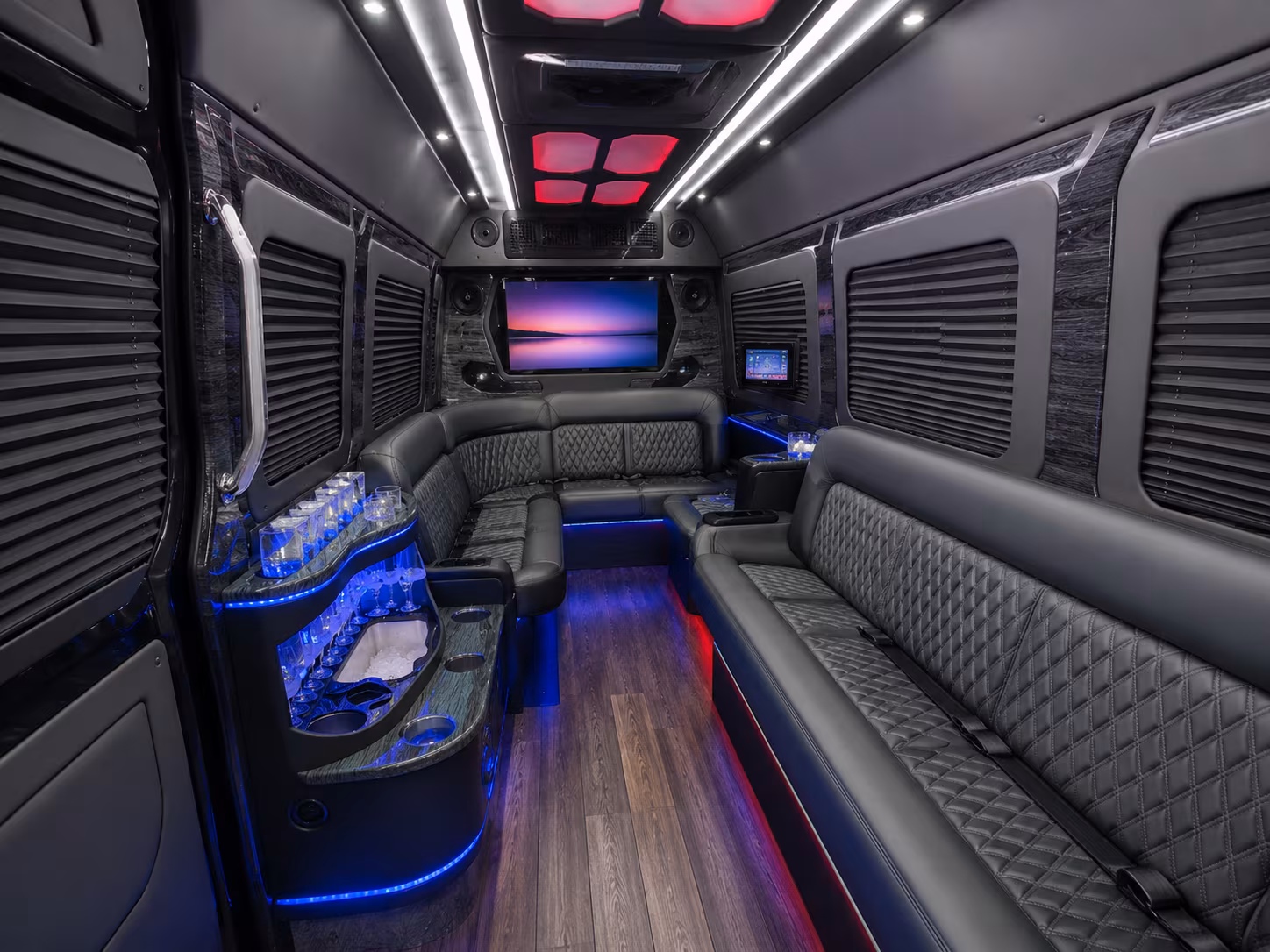 evansville custom day trip and driving tour bus rentals