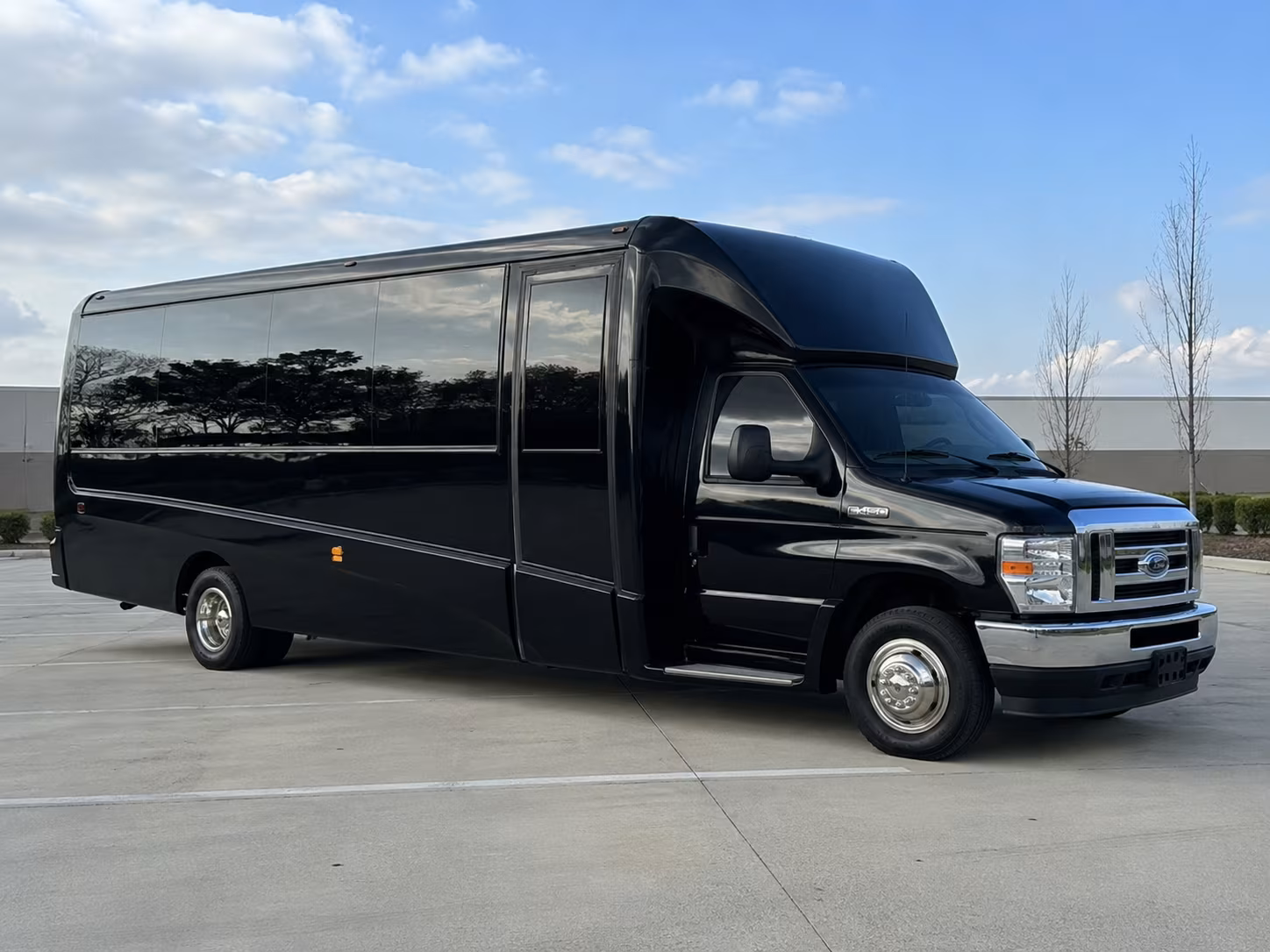 evansville hospital and campus shuttle bus rentals