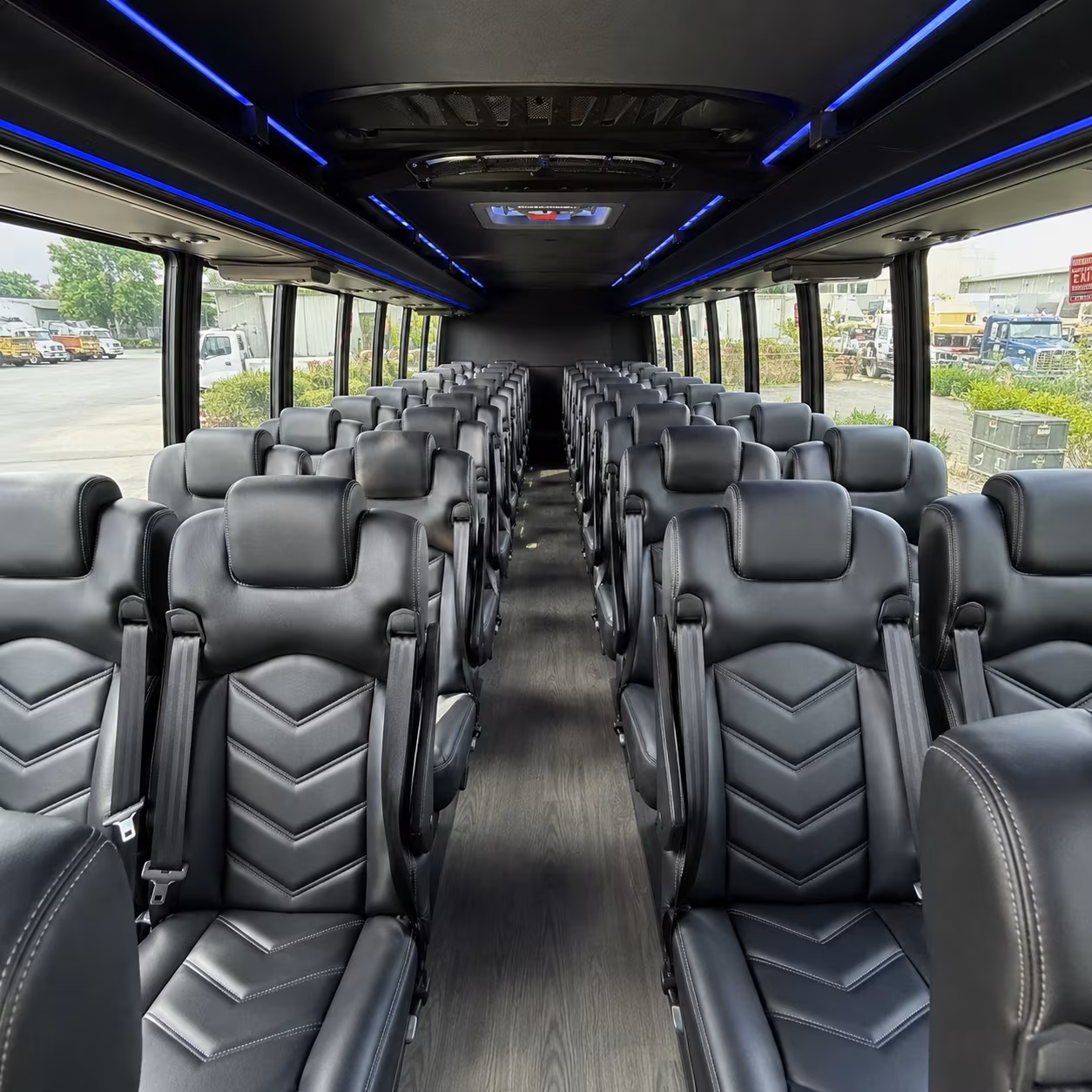 guest shuttles to entwined wine cocktail bar and wedding venues around evansville