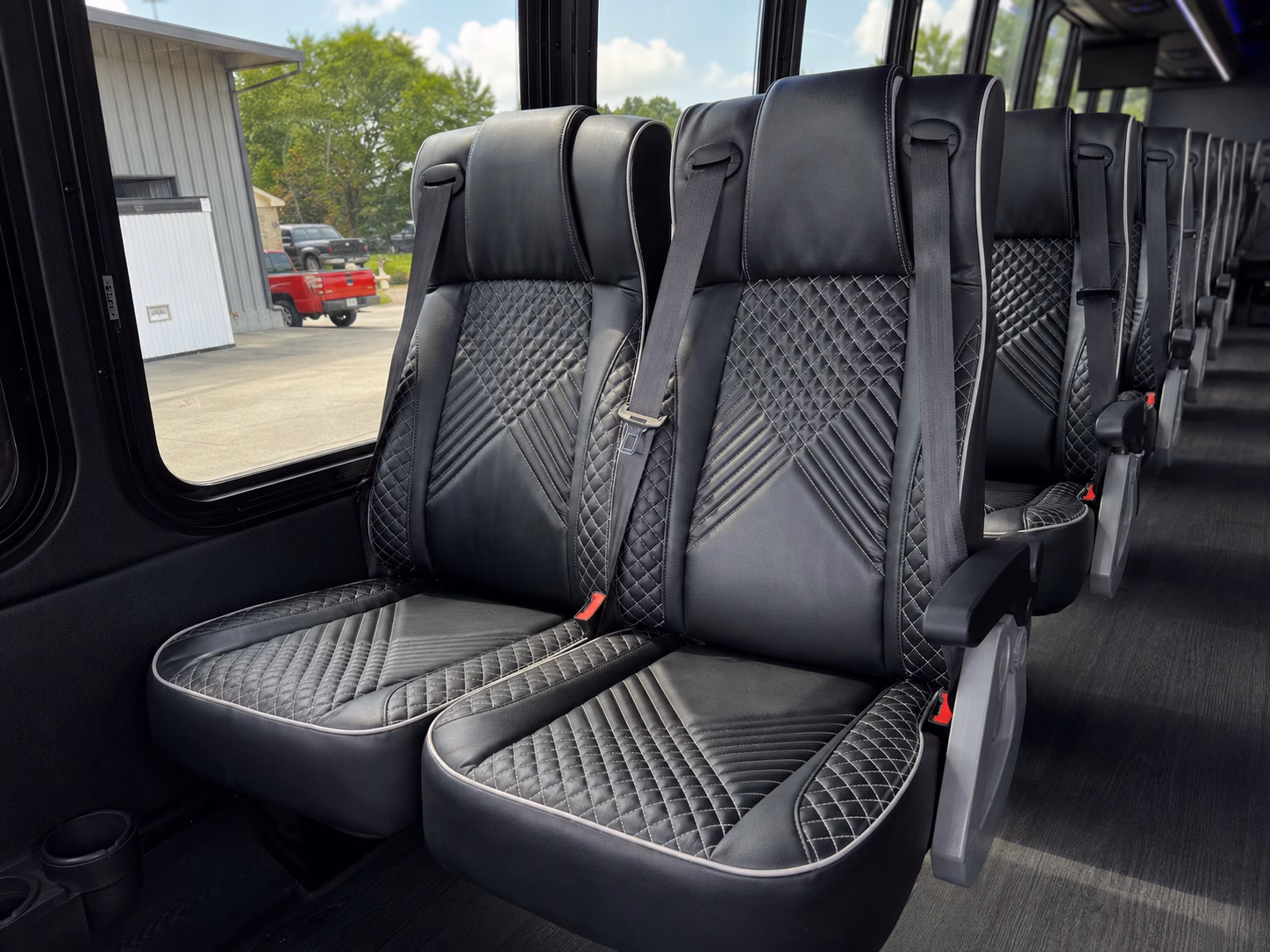 private charter buses for layovers in evansville
